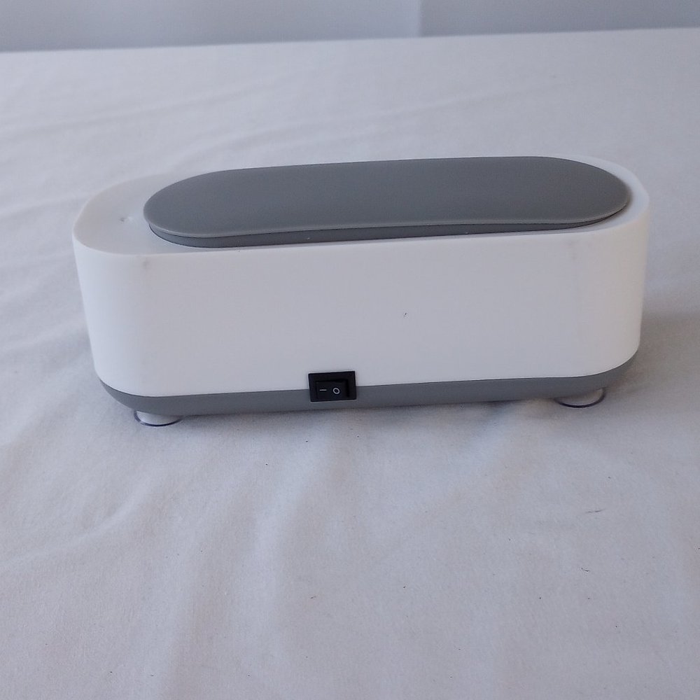 NWT  Jewelry Cleaner